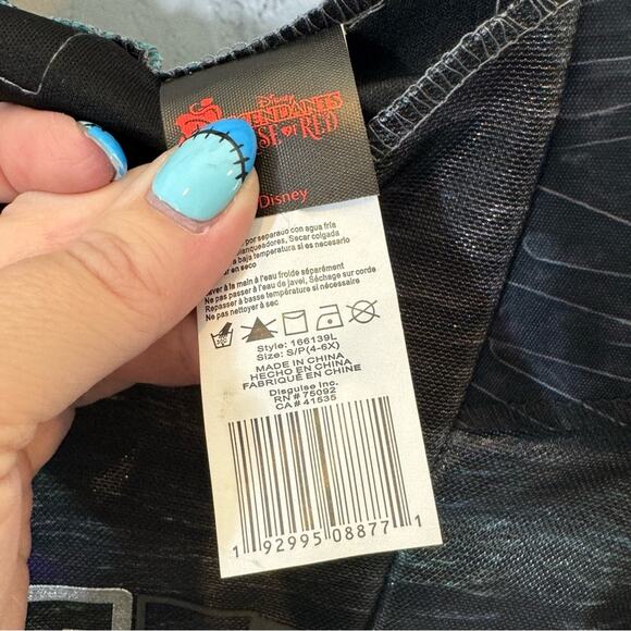 Disney Descendants Rise of Red Uliana Girls’ Halloween Costume Dress - Picture 3 of 4